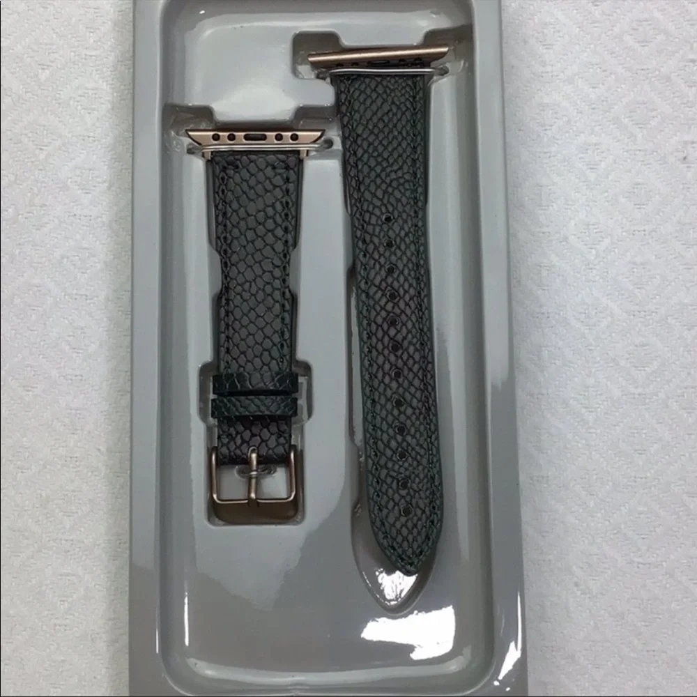 NWT HeyDay Green Snakeskin Print Apple Watch Band 38/40mm